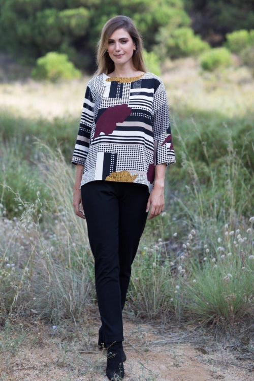x17031 Blusa. 17072- Pantalón Negro, Kaki, berenjena, marron, gris marengo